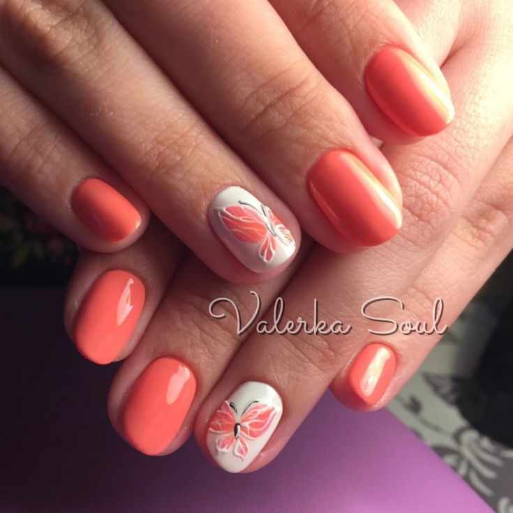 маникюр персикового цвета