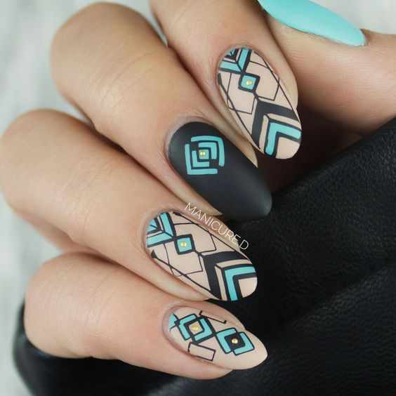 nail art with a geometric pattern 2017