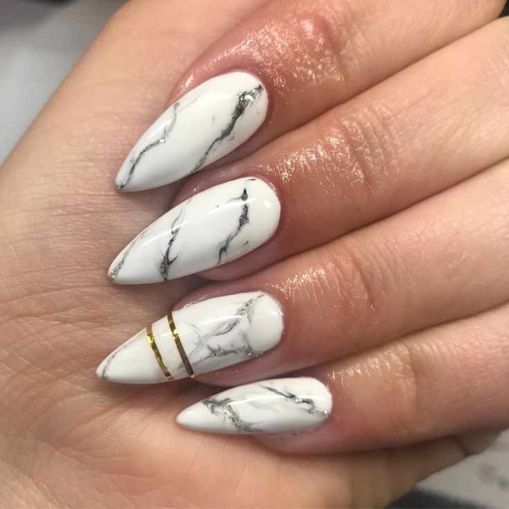 белый дизайн ногтей