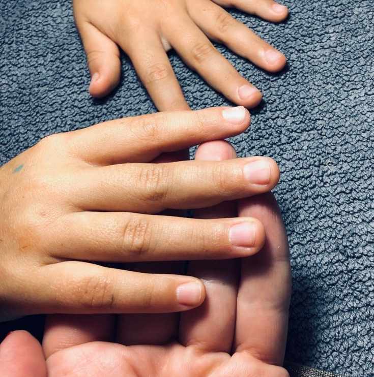 Детский маникюр на коротких ногтях