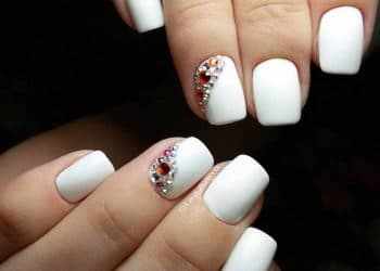 JamAdvice_com_ua_Wedding-manicure-for-short-nails-14