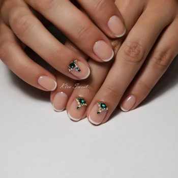 JamAdvice_com_ua_fashion-manicure-for-short-nails_9