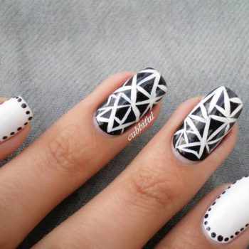 JamAdvice_com_ua_geometric_black_white_manicure_6