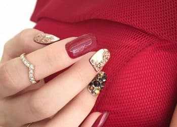 JamAdvice_com_ua_Wedding-manicure-with-rhinestones-6