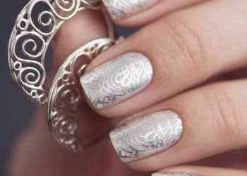JamAdvice_com_ua_Wedding-manicure-for-short-nails-7
