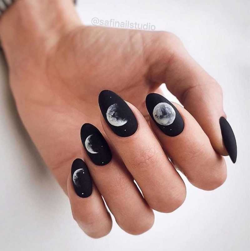 black-nails-127