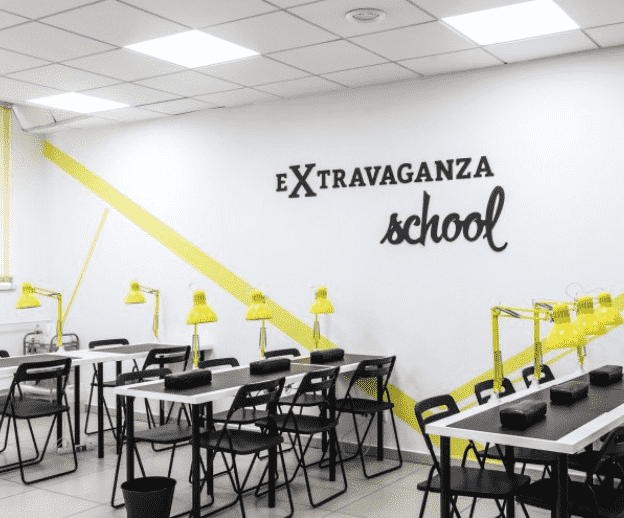 Школа маникюра Extravagansa