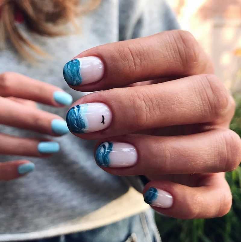 delicate-nails-112