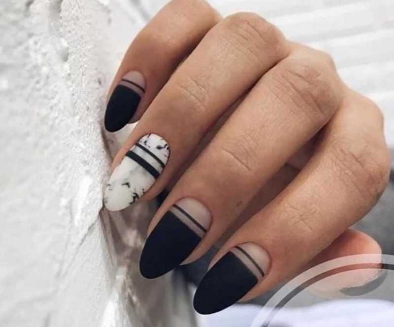 black-nails-148